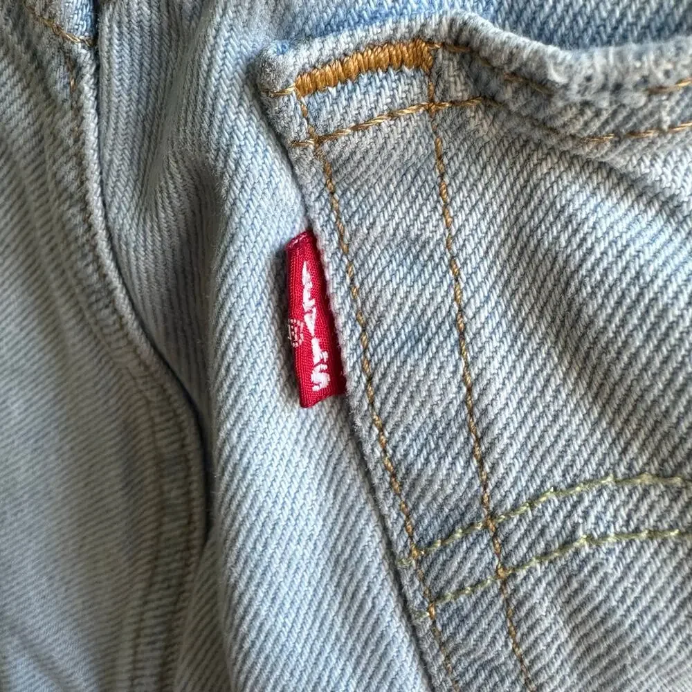 Levi’s 501 High Rise Cutoff Denim Shorts | Light Wash | W26 - Picture 8 of 10